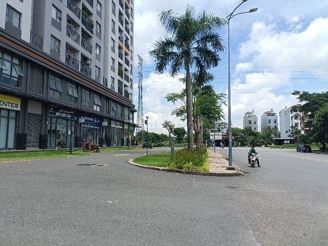 Căn góc Lovera Vista – 82m² – 3PN – 2 ban công – Sổ hồng riêng – 4 tỷ