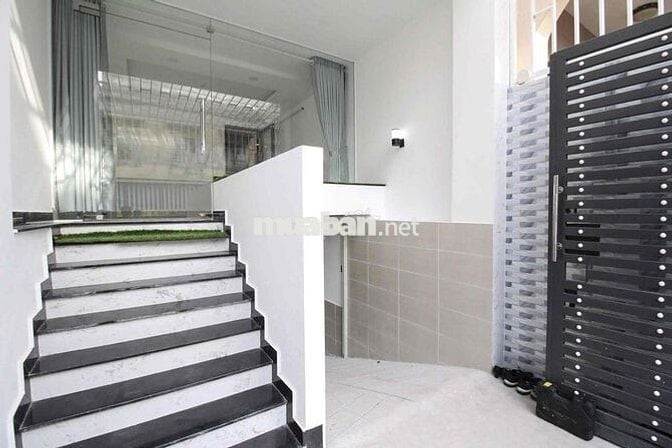 🌸Mặt Bằng, Văn Phòng Ngay Luỹ Bán Bích Có Phòng Sau Ở Lại DT 70m2🌸
