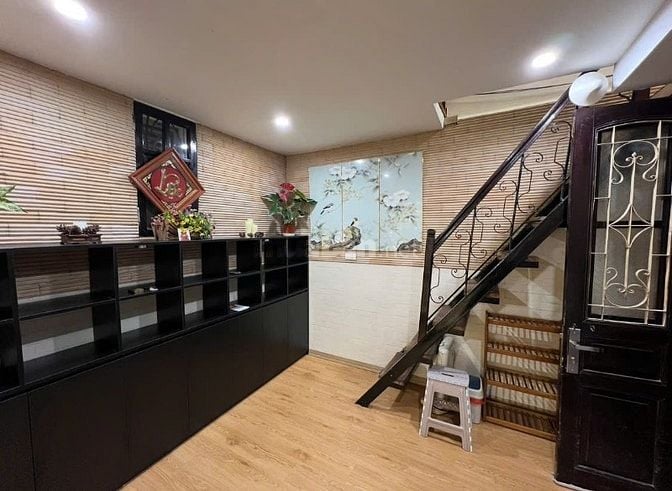 Cho thuê căn hộ tầng 1 khép kín tại 62 Tôn Đức Thắng, Đống Đa