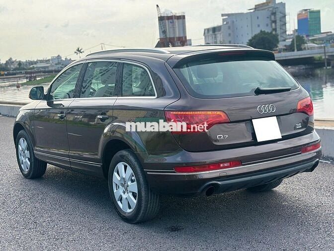 Audi Q7 2011 màu nâu xe đẹp