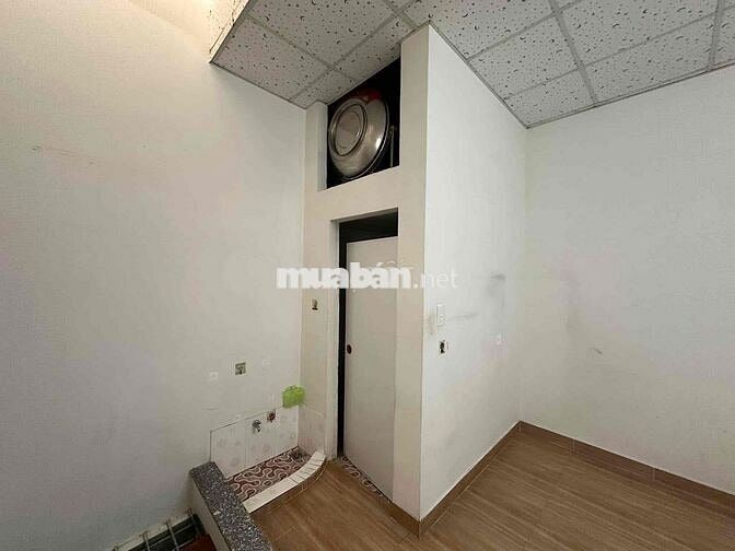 PHÒNG TRỌ 16m2 đường NGUYỄN SƠN, Q. TÂN PHÚ