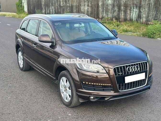 Audi Q7 2011 màu nâu xe đẹp