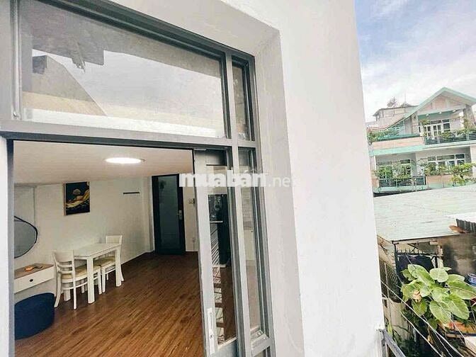 🎉Cho thuê căn Duplex ban công ngay đại học Văn Lang