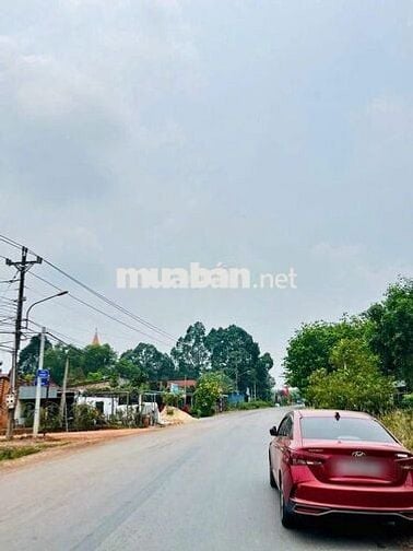 Chính chủ cần bán, giá rẻ 540 triệu mặt tiền đường nhựa