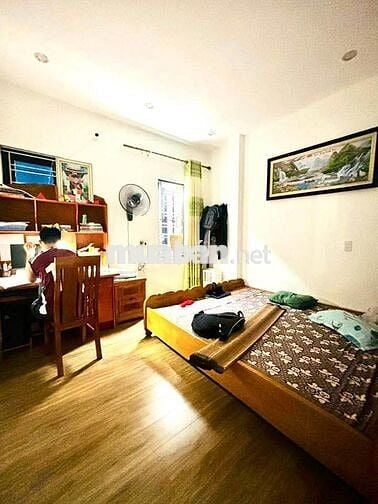 Bác Tuy cần bán nhà La Khê, HĐ 52m2 4t  Ô tô tránh gần, chỉ hơn 8 tỷ