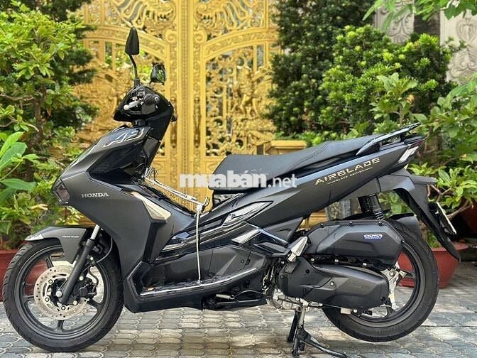 Xe AB 125 đời 2025, 4 van bs 81 Gia Lai chính chủ