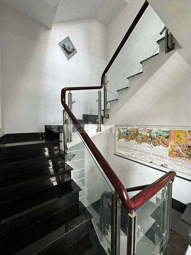 HIẾM NHÀ GÓC 2 MẶT TIỀN CXPL A 4.25x18.5m TRỆT LỬNG 2 LẦU ST GIÁ 10.2T