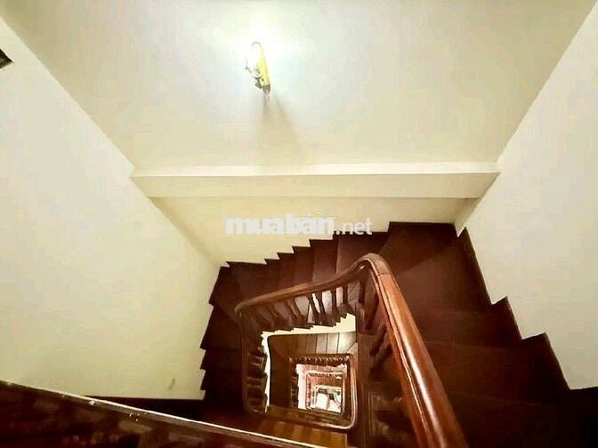 Cô em đang cần bán nhà 4t,47m tại Lương Ngọc Quyến,HĐ,gần ô tô chỉ 8t