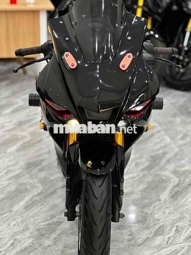 Yamaha R15 V3 Up R1M - Chính Chủ Sang Tên Cấp Tốc