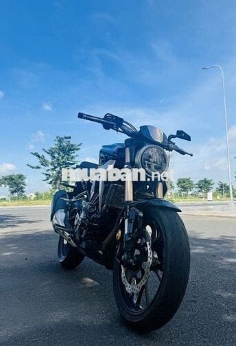 Honda Cb300R. Đk 2021. Màu Đen Bạc.
