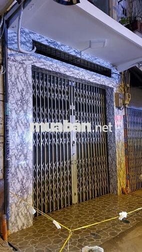 Cho thuê nhà mặt tiền Tân Phước, P.6, Q.10 giá 25tr