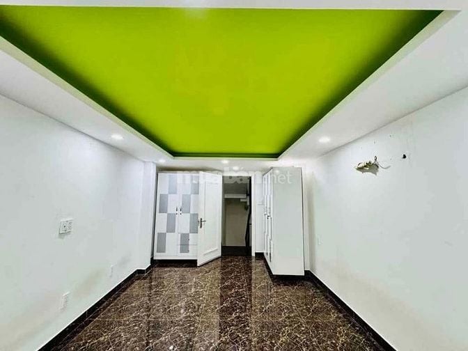 Bán gấp nhà Q4 do chủ kẹt vốn ở Đoàn Văn Bơ 45m2_1 tỷ 330tr Sổ Riêng 