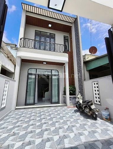 Nhà gần siêu thị EON bình tân, đang cho thuê 12tr/tháng có SHR 4X16m