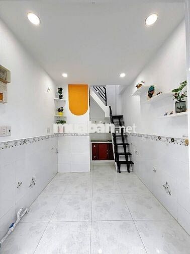 Bán nhà hẻm xe hơi giáp ngã tư Bốn Xã, giá chỉ 1 tỷ xx