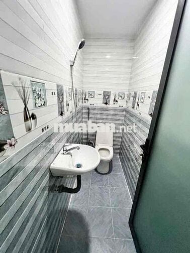 💥Chỉ 4 tỷ , Nhà 2 tầng mới đẹp, ngay Gò Xoài – sát Tân Phú.