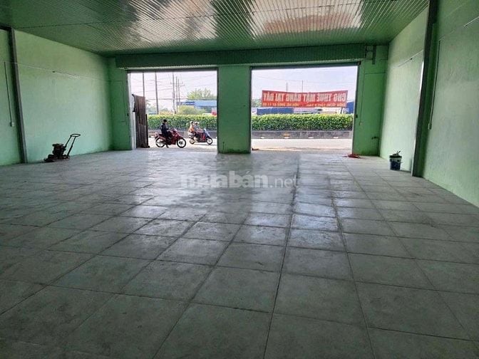 Cho thuê nhà mặt tiền Quốc lộ 1A, P.An Phú Đông, Q.12 giá 19tr