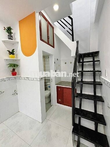 Bán nhà hẻm xe hơi giáp ngã tư Bốn Xã, giá chỉ 1 tỷ xx
