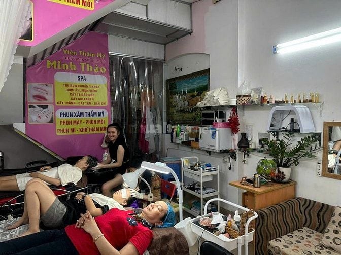 Sang tiệm tóc đang KD tốt do chuyển chỗ ở, Hoàng Hoa Thám, Bình Thạnh