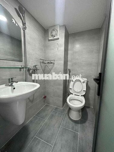 Phòng trọ gác giá rẻ, ngay bến xe Quận 8, Tạ Quang Bửu, STU, SGU,