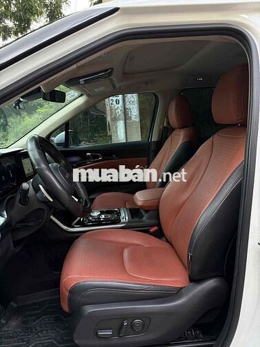 Kia Carnival 2023 Signature 2.2D - 70000 km
