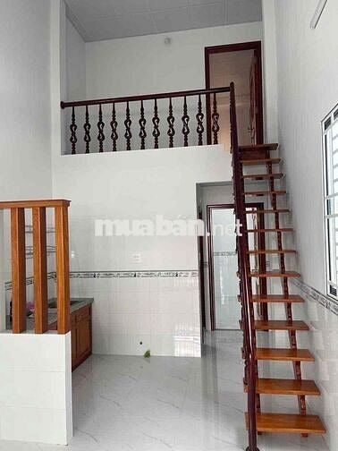 Nhà mới 100% 2 phòng gần chợ Cầu Ván