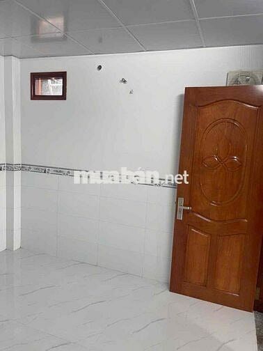 Nhà mới 100% 2 phòng gần chợ Cầu Ván