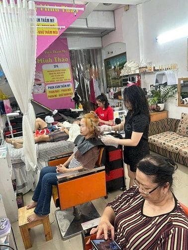 Sang tiệm tóc đang KD tốt do chuyển chỗ ở, Hoàng Hoa Thám, Bình Thạnh