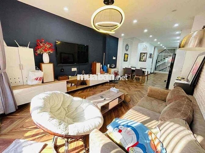 Mặt tiền KD 6 tầng Quận 3 bán gấp