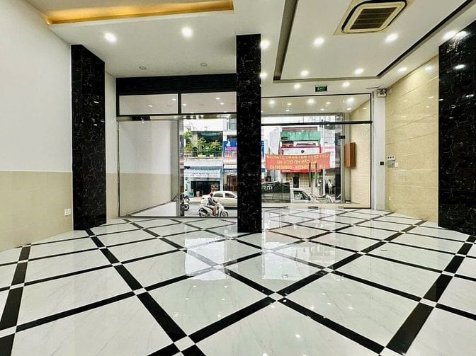 BÁN NHÀ MẶT TIỀN 541 ĐƯỜNG LẠC LONG QUÂN, P.10, Q. TÂN BÌNH 