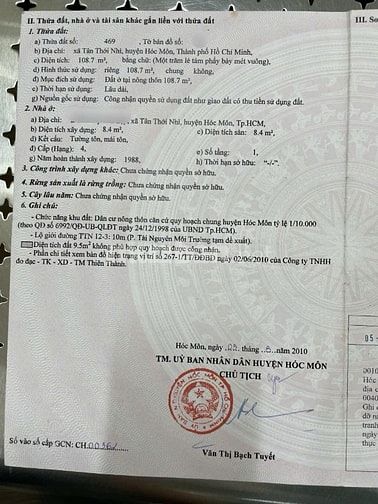 Cần tiền trả nợ bán gấp nhà còn mới 108m2 ở Hóc Môn giá 930 triệu. 