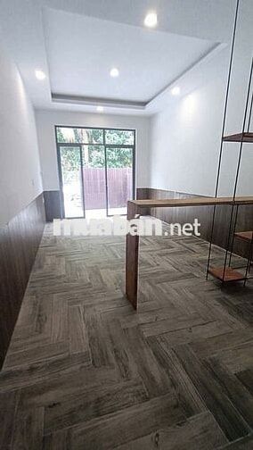 cho thuê nhà 5 triệu 2 PN LỘ Ô TÔ ngang Cao Đẳng nghề