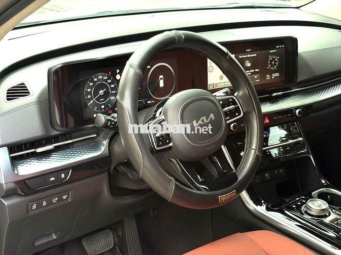 Kia Carnival 2023 Signature 2.2D - 70000 km