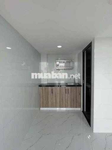 Phòng trọ gác giá rẻ, ngay bến xe Quận 8, Tạ Quang Bửu, STU, SGU,