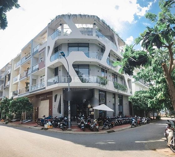 SANG QUÁN CAFE 2MT  NGAY NGÃ TƯ, GẦN ĐH VĂN LANG, BÌNH THẠNH