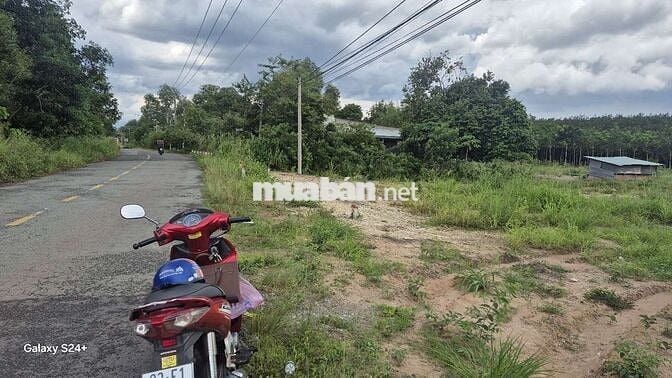Cần bán lô góc 2 mặt tiền đất khu công nghiệp Bàu Bàng