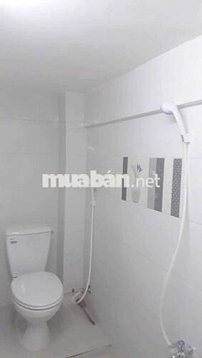 CH tầng lửng chợ Phùng Hưng p14 2PN 1WC 60m 5,5tr ở liền  (TL)