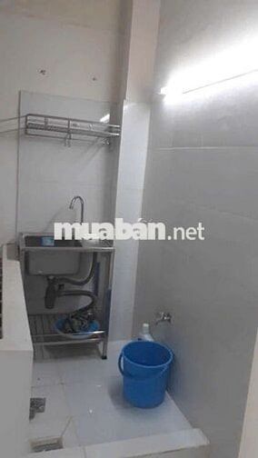 CH tầng lửng chợ Phùng Hưng p14 2PN 1WC 60m 5,5tr ở liền  (TL)