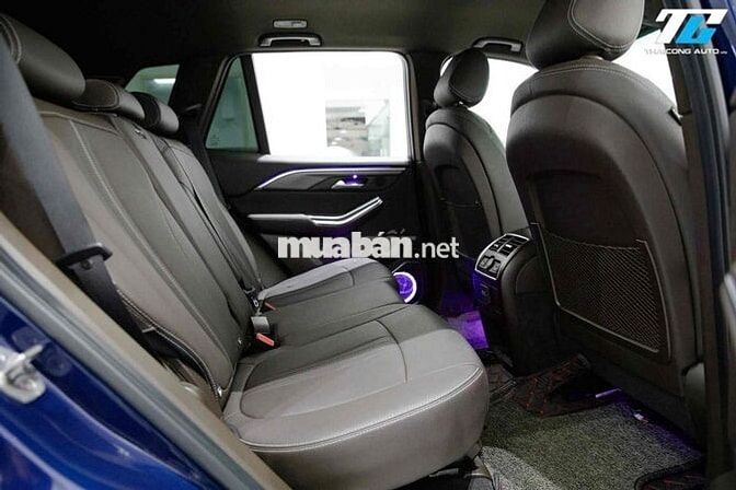 VinFast Lux SA2.0 sx2021 bản Plus lướt 30k km