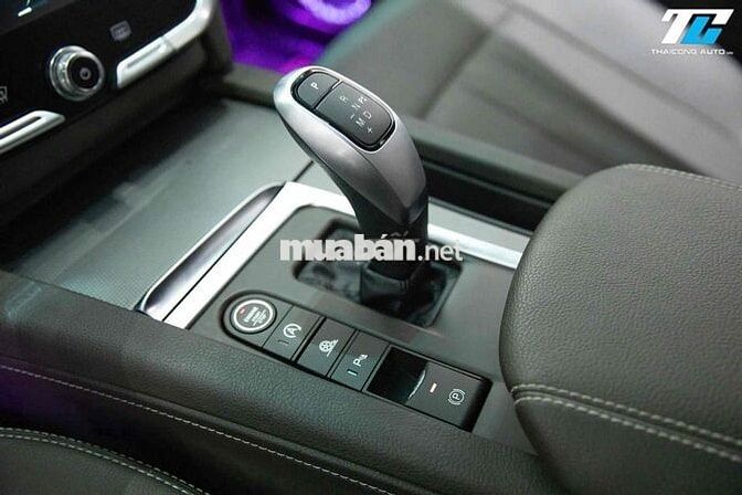 VinFast Lux SA2.0 sx2021 bản Plus lướt 30k km