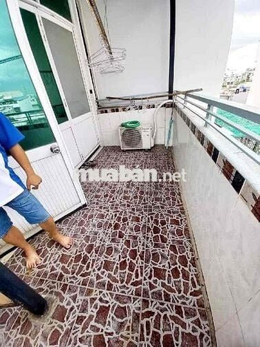 BÁN NHÀ DIỆN TÍCH KHỦNG 72m2 - 5PN - NGANG 8M - GẦN UỶ BAN PHƯỜNG PHÚ