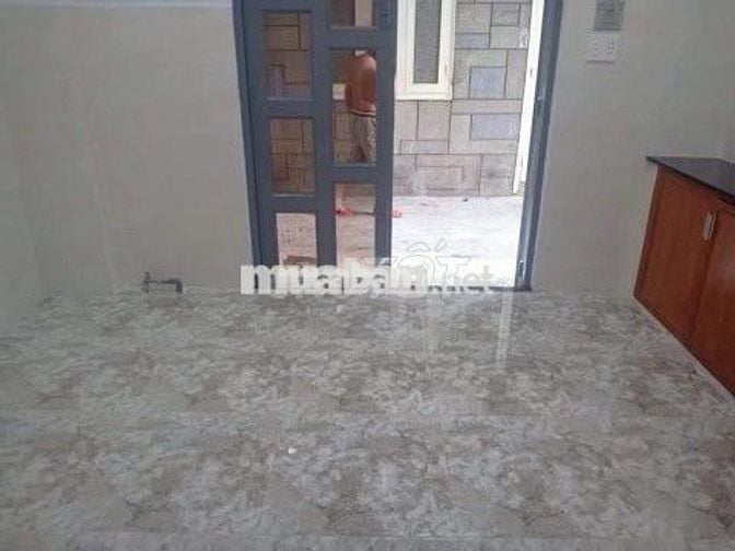 Nhà 2 tầng Trần Quang Diệu nhỉnh 2 tỷ DT 4,2 x 3,5 cách HXH 10 m
