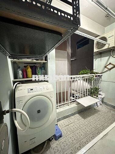 CHUNG CƯ 2 PHÒNG NGỦ, FULL NỘI THẤT CAO CẤP TẠI MẶT TIỀN UNG VĂN KHIÊM