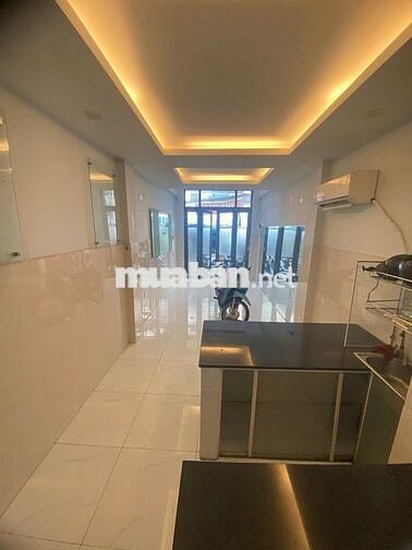 Nhà hẻm 8m Nguyễn Thiện Thuật 5 tầng xe hơi vào tận nhà 9.9 tỷ