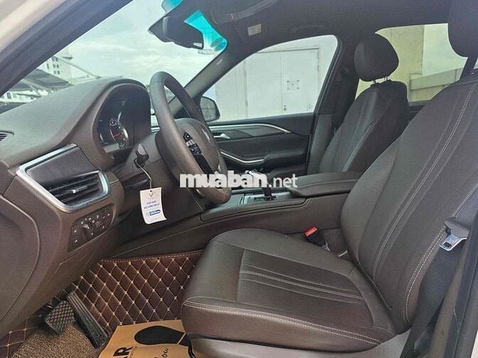VinFast Lux SA2.0 Plus  - 20.000 Km