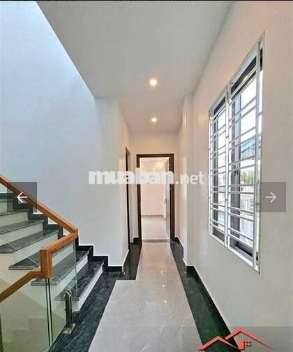 MT2334. CHO THUÊ NHÀ MẶT ĐƯỜNG NGUYỄN VĂN LINH 200M2
