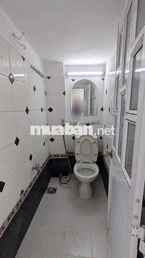 Cần cho thuê nhà 6PN CHDV- HBG P4 Quận 10