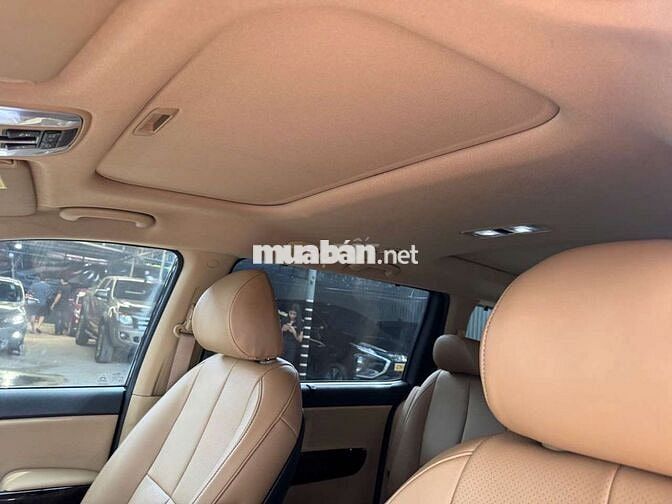 Kia Sedona 2019 2.2D full dầu, màu nâu,44.000 km