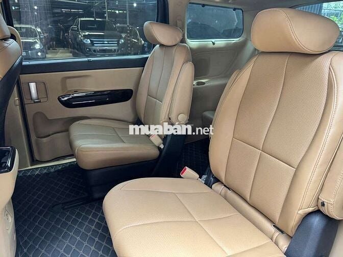 Kia Sedona 2019 2.2D full dầu, màu nâu,44.000 km