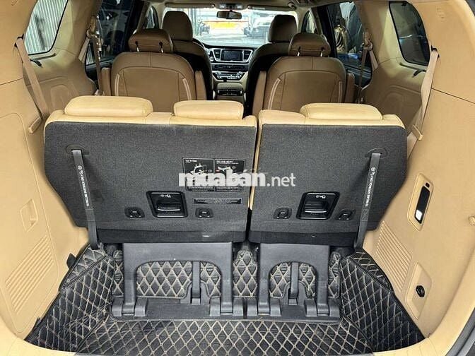 Kia Sedona 2019 2.2D full dầu, màu nâu,44.000 km