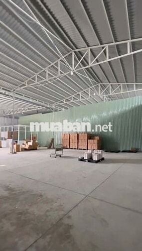 Cần cho thuê gấp kho 500m2 giá siêu rẻ ở Đường Huỳnh Tấn Phát